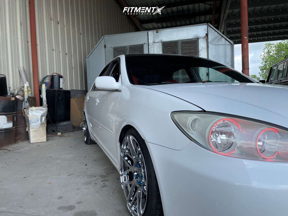 2005 Toyota Camry LE with 18x8.5 ESR Rf1 and Nitto 215x35 on Coilovers ...