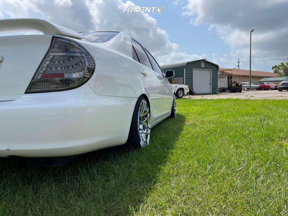 2005 Toyota Camry LE with 18x8.5 ESR Rf1 and Nitto 215x35 on Coilovers ...
