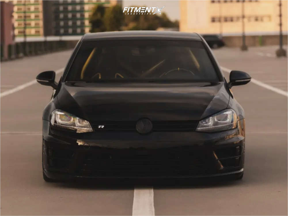 2016 Volkswagen Golf R Base with 20x8.5 BC Forged HCA382 and Hankook ...