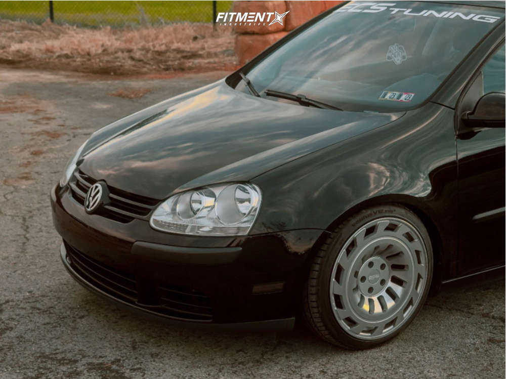 2009 Volkswagen Rabbit S with 18x8.5 Radi8 R8t12 and Hankook 205x40 on ...