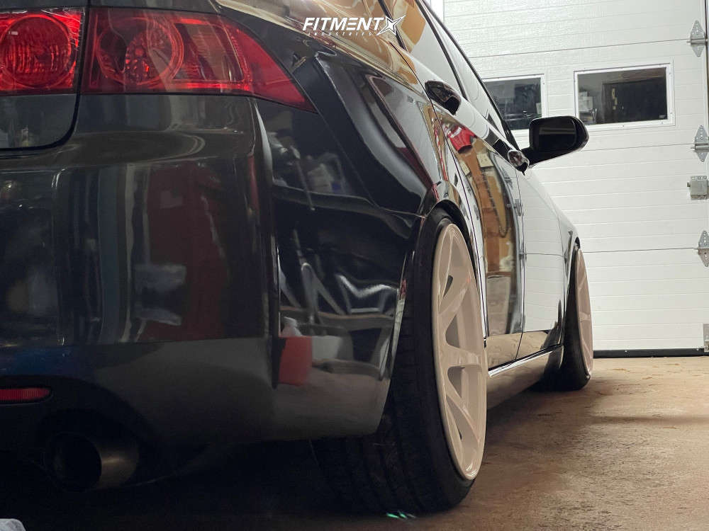 2004 Acura TSX Base with 18x9.5 Motegi Mr154 and Nankang 215x40 on