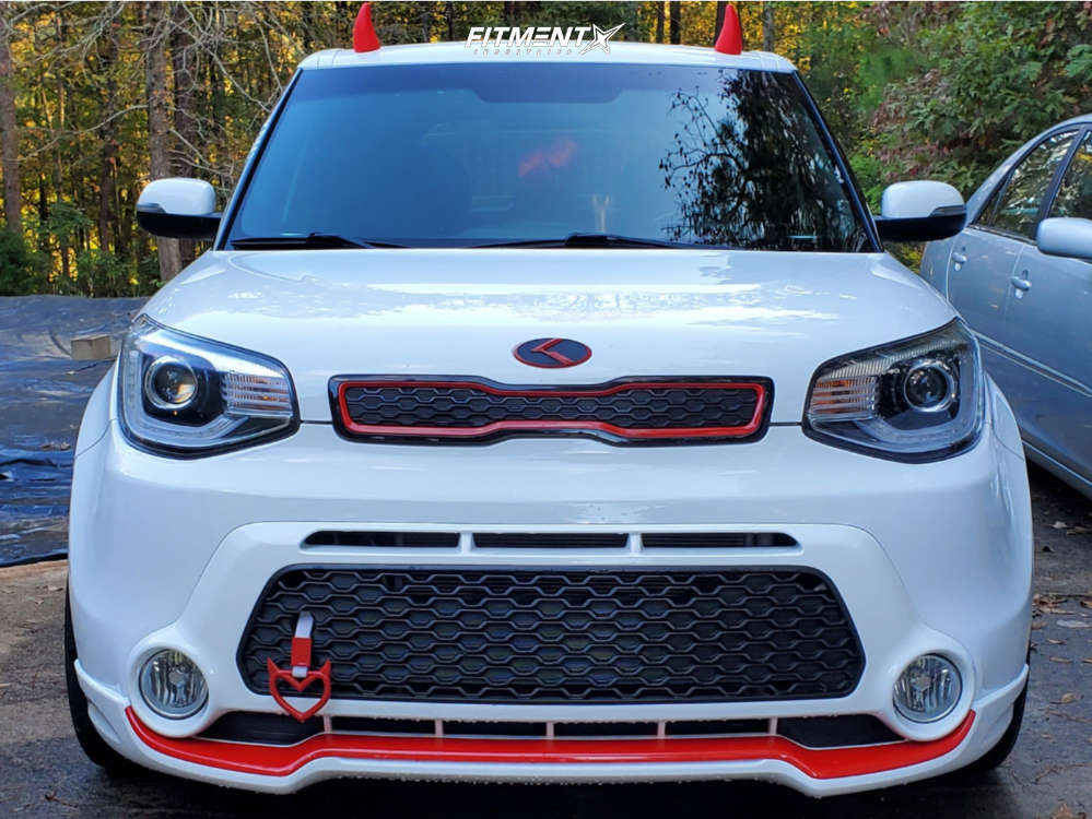 2014 Kia Soul EX with 18x8 Enkei Pdc and Goodyear 235x45 on Coilovers