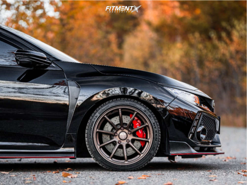 Low Spring Type R 2017 Honda Civic Type R with 18x9.5 Superspeed Rf03rr and Nexen 255x35 ...