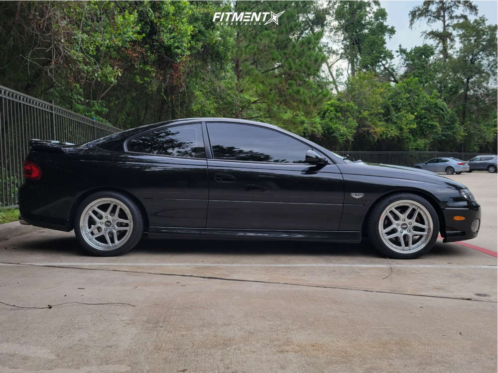2005 Pontiac GTO Base with 18x8.5 ESR CS15 and Continental 235x40 on ...
