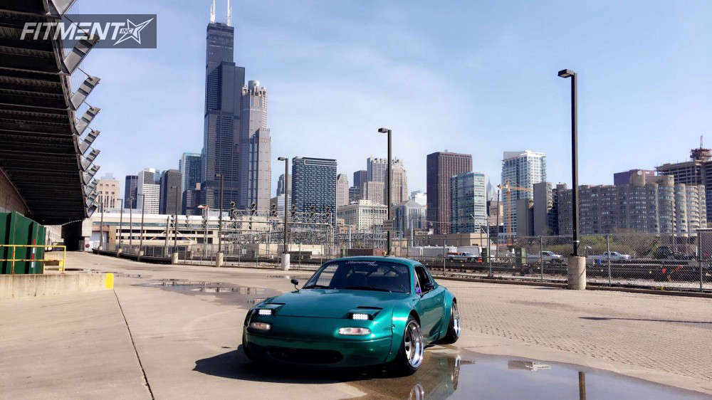 1990 Mazda MX-5 Miata Base with 16x10.5 Diamond Racing and Continental ...