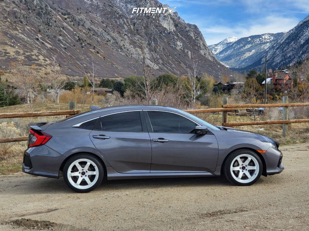 2018 Honda Civic Si with 18x9.5 AVID1 Av6 and Continental 245x40 on ...
