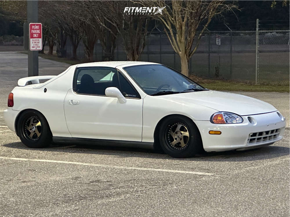 1995 Honda Civic Del Sol Si with 15x8 AVID1 Av19 and Toyo Tires 195x45