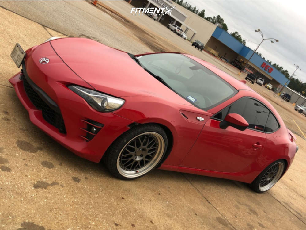 2017 Toyota 86 Base with 18x8.5 Aodhan Ah02 and Atlas 225x35 on