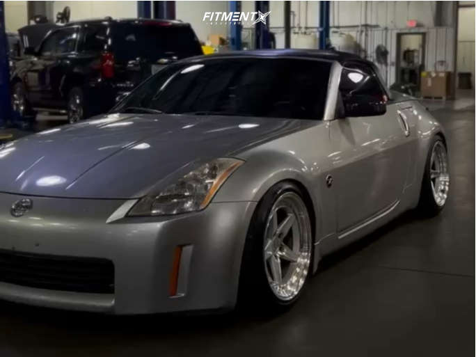 350Z RC Drift Car: Slide into Scale Speed
