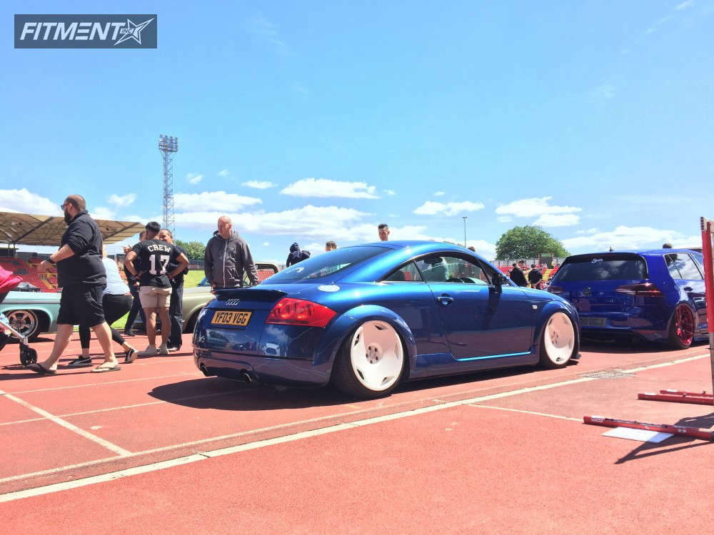 Radio Control & Control Line European Sports Car Zip Zaps Micro RC 2003