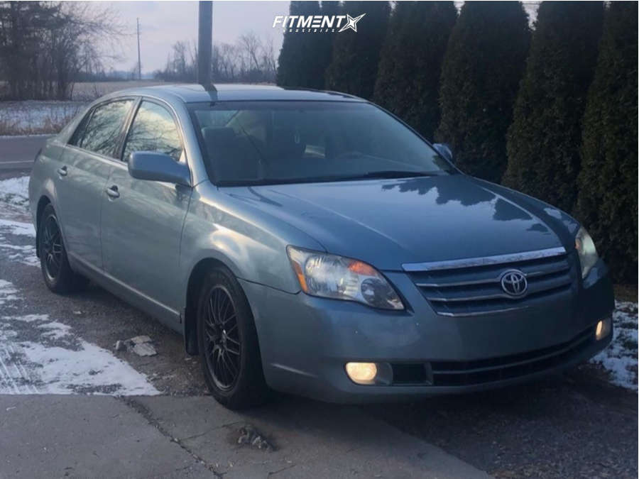 2007 Toyota Avalon Limited with 17x7 Enkei Ekm3 and Mastercraft 215x55
