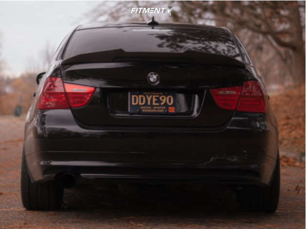 2011 BMW 328i XDrive Base with 19x8.5 ESR Sr01 and Venom Power 235x35 ...