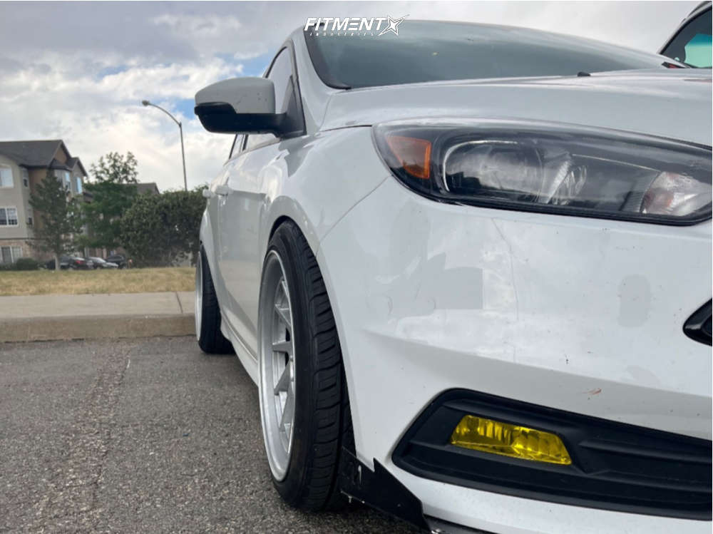 2016 Ford Focus ST with 18x9.5 Heritage Hokkaido-dir-c and