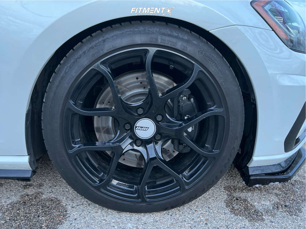 2019 Volkswagen Golf R Base with 18x8.5 APR A01 and Continental 235x40 ...