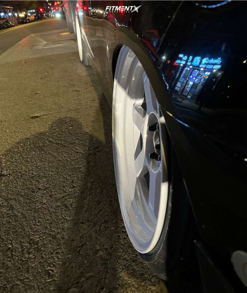 2002 Honda Civic Si with 17x9 MST Time Attack and Land Golden 205x40 on ...
