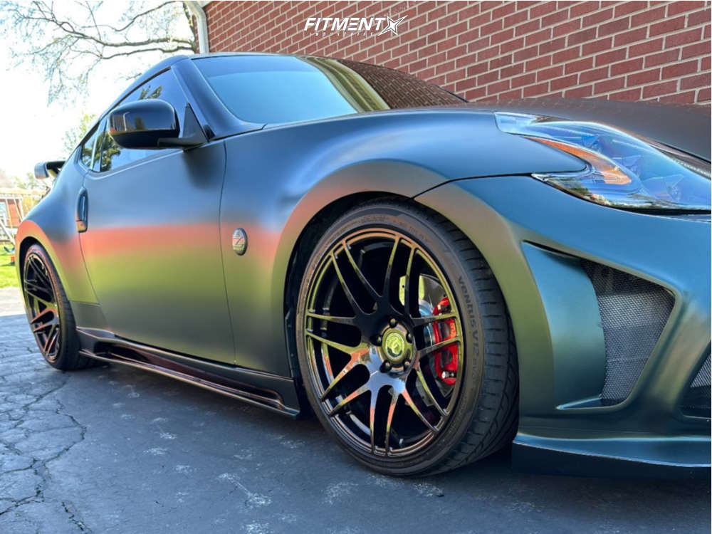 2009 Nissan 370Z Base with 19x9.5 F14 and Hankook 255x35 on