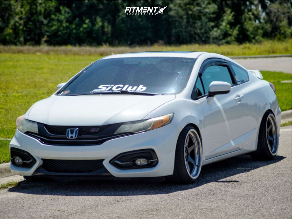 2015 Honda Civic Si with 18x9.5 Cosmis Racing XT-006R and Westlake