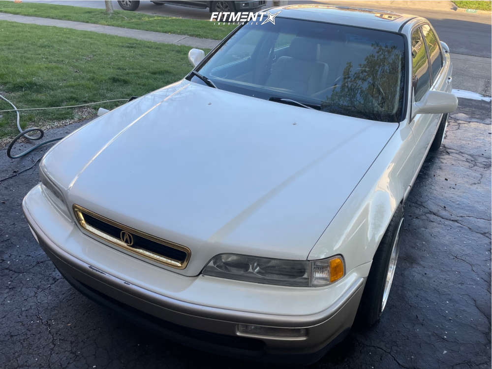 1995 Acura Legend SE with 17x9 MST Mt07 and Vercelli 215x45 on