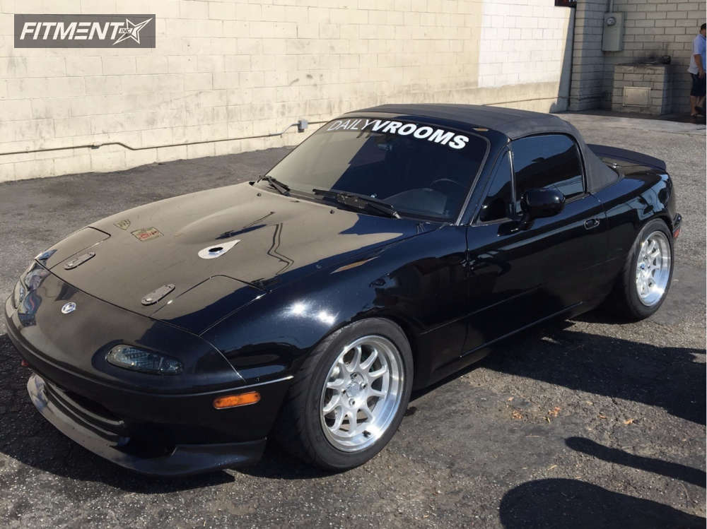 1994 Mazda MX-5 Miata Base with 15x8 Miro Type 1397 and Federal