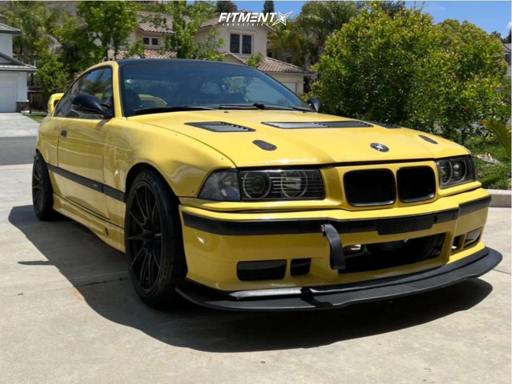 1992 BMW 325is Base with 18x10 TSW Kemora and GT Radial 265x35 on ...