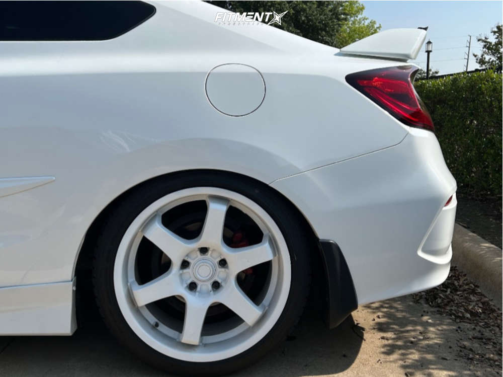 2015 Honda Civic Si with 18x9.5 Focal X and Falken 225x45 on