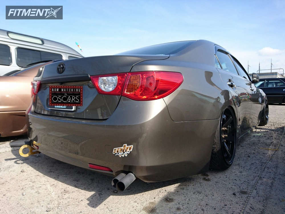 2017 Toyota Cressida Base with 18x9.5 STANCEMAGIC and Triangle 215x35 ...