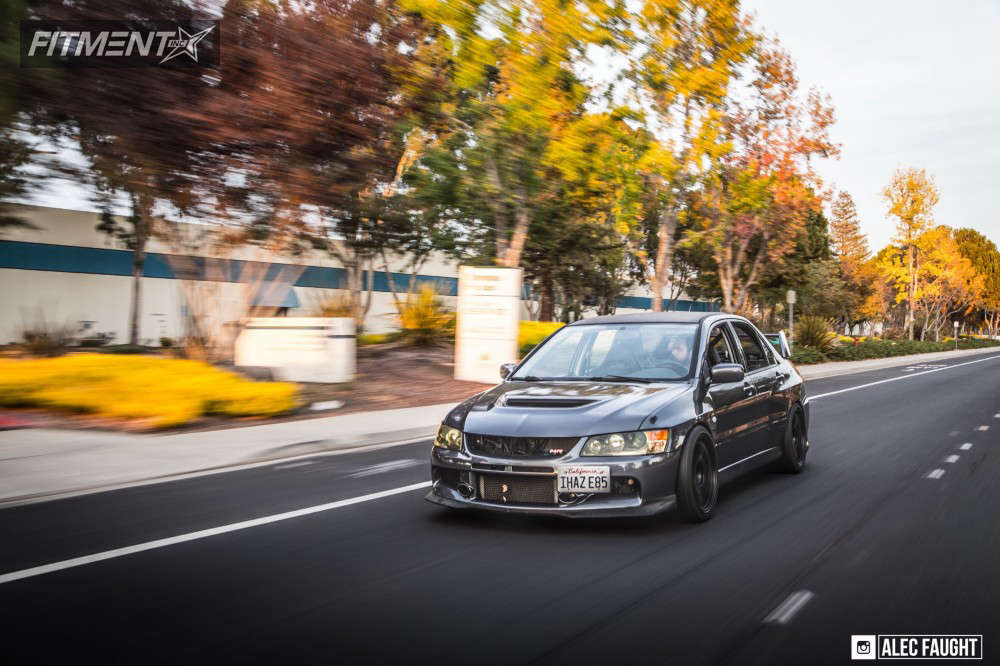 frog lancer 　custom order 2006 Mitsubishi Lancer Evolution MR with 18x9.5 SSR Type - F and