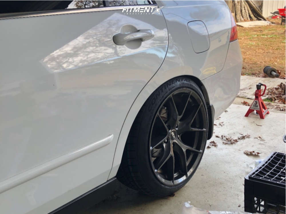 2007-honda-accord-special-edition-with-18x9-5-esr-rf2-and-continental