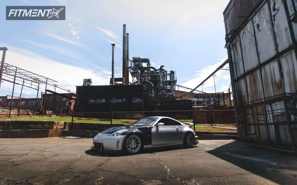 2008 Nissan 350Z Nismo with 19x9.5 Zedd Sl5 and Nankang 235x30 on