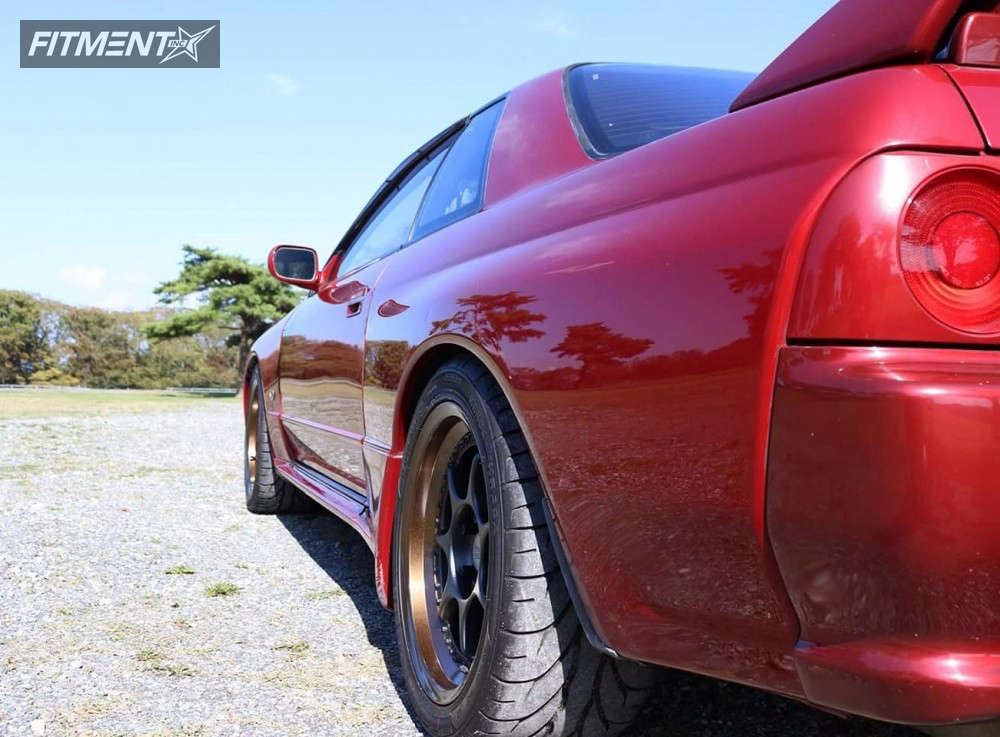 1991 Nissan Skyline GT-R with 17x9 Enkei Rs and Kenda 255x40 on