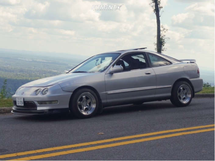 arinco 2000 Ford Focus ZX3 with 16x8.5 ARC Ar4 and Waterfall 205x40