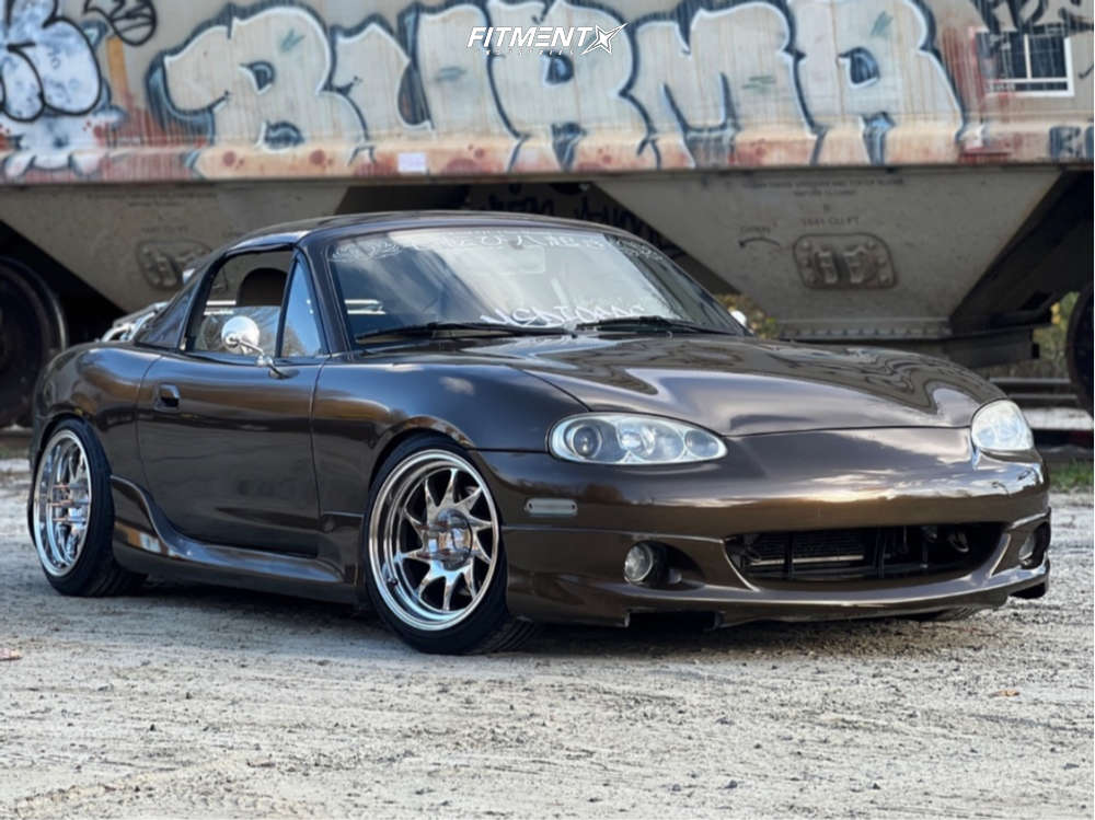 ビータ 2002 Mazda Miata LS with 16x9 Whistler Kr7 and Velozza 205x45 on