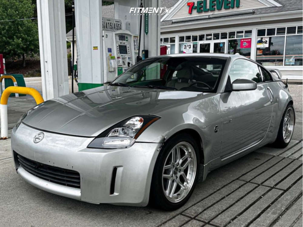 2003 Nissan 350Z Enthusiast with 18x9.5 ESR Cs15 and Prinx