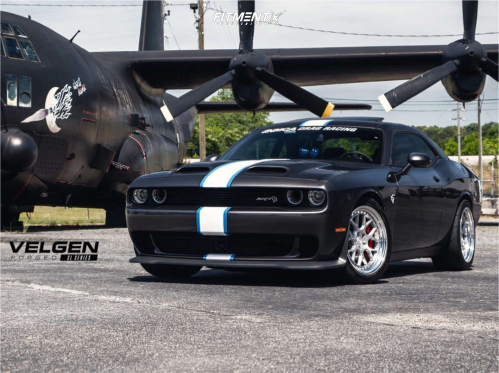2021 Dodge Challenger SRT Hellcat with 20x9.5 Velgen Sl-7 and