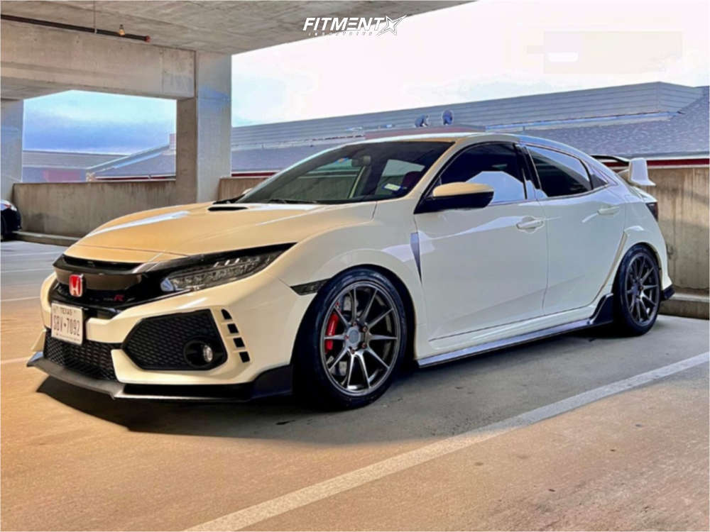 2018 Honda Civic Type R with 18x9.5 Titan7 Tr-10 and Yokohama
