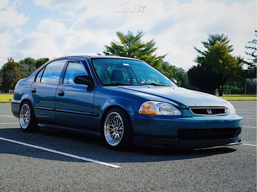 ひろひろ様 タイヤ❷ 1996 Honda Civic LX with 18x8 AVID1 Av12 and Toyo Tires 195x45 on