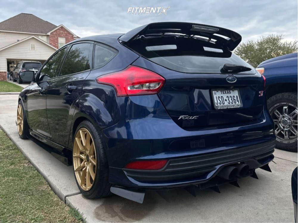 Option Lab Rims R716 Focus 2017 Ford Focus ST with 18x8.5 Option Lab R716 and Vercelli 235x45 on ...