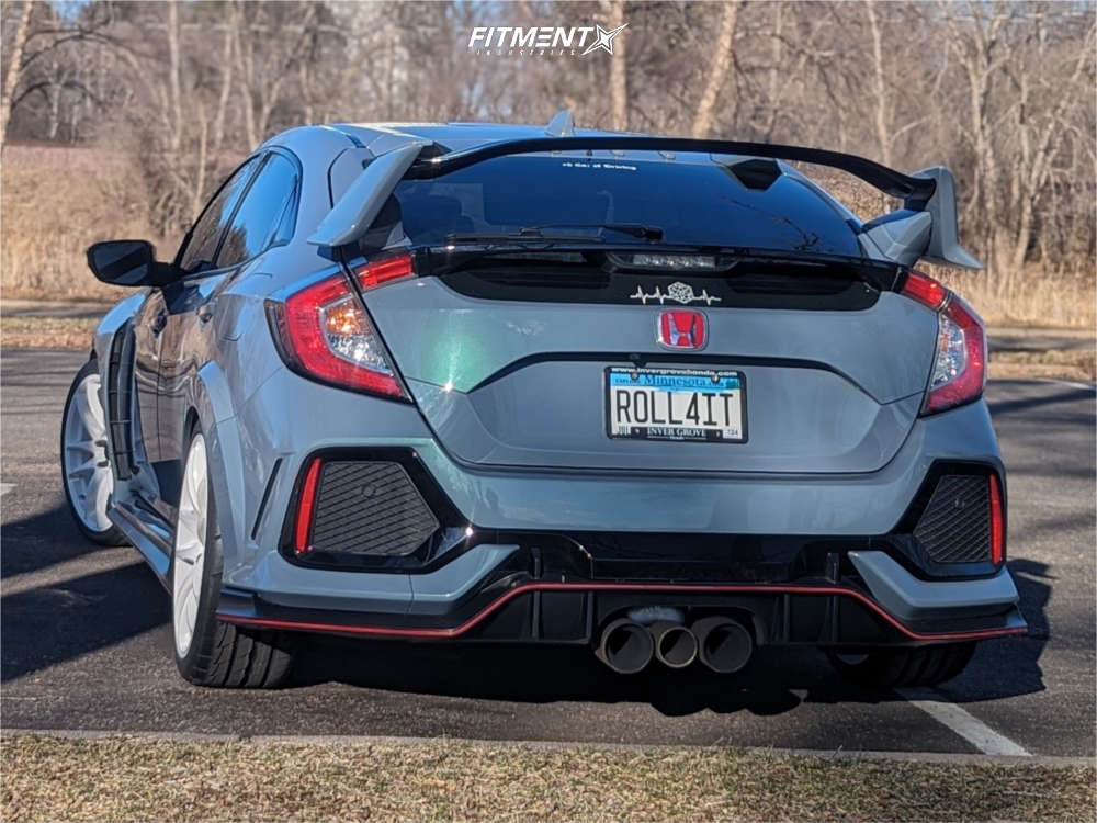 Low Spring Type R 2019 Honda Civic Type R with 19x8.5 Vors Tr4 and Firestone 245x35 on ...