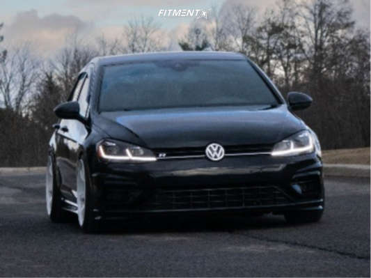 2019 Volkswagen Golf R Base with 18x9.5 Gram Lights 57dr and Firestone ...