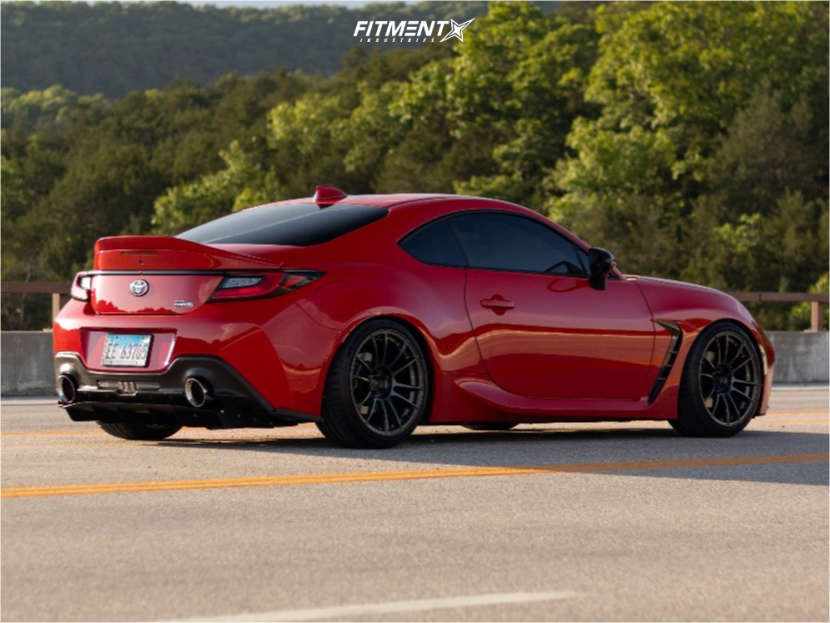 2023 Toyota GR86 Premium with 18x9.5 SSR Gtx04 and Michelin 245x35