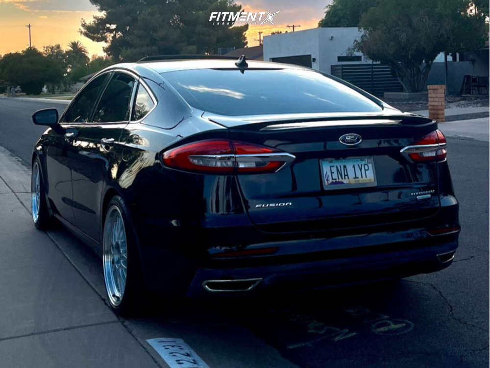2020 Ford Fusion Titanium with 20x8.5 Vors Vr8 and Lexani 245x30 on ...