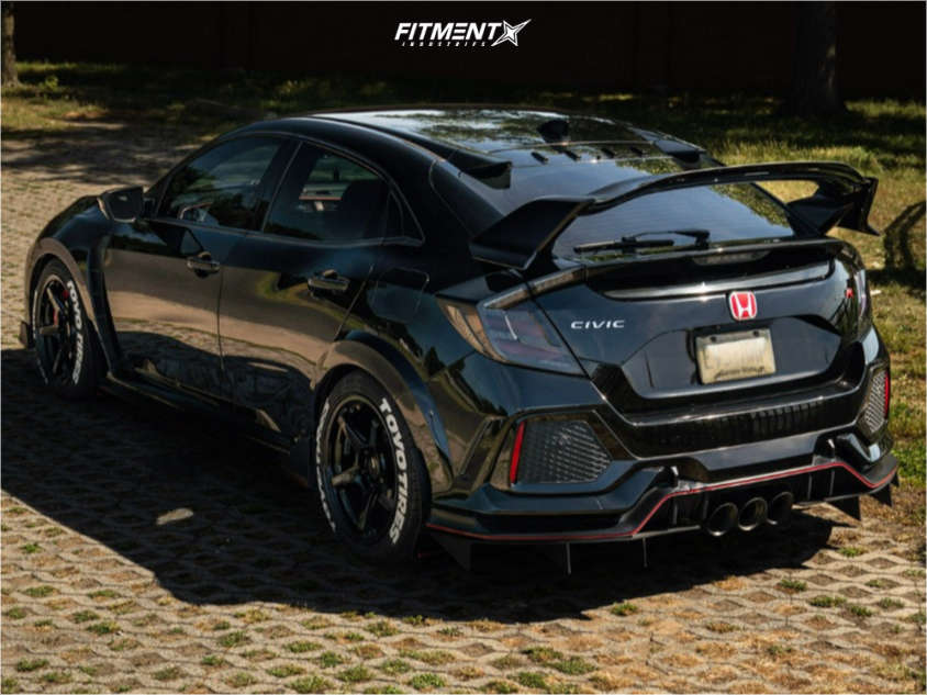 2017 Honda Civic Type R with 18x8.5 Enkei Ts-5 and Toyo Tires 245x30 on ...