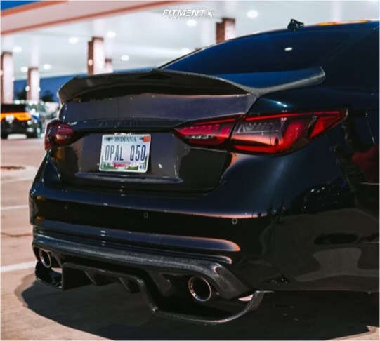 RLA Q5000様 2023 INFINITI Q50 Red Sport 400 with 19x9.5 Rohana Rfx11 and