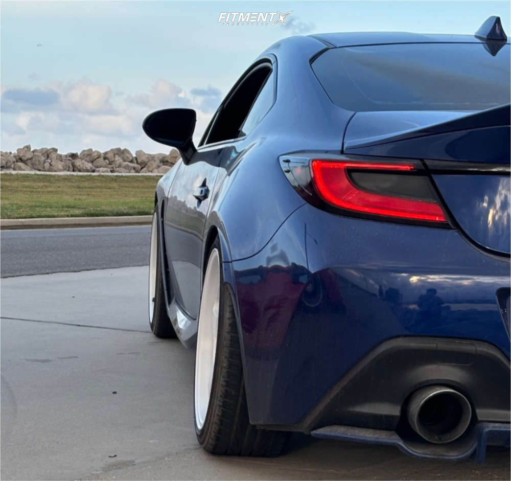 2024 Toyota GR86 Premium with 18x8.5 AVID1 AV42 and Lexani 225x40