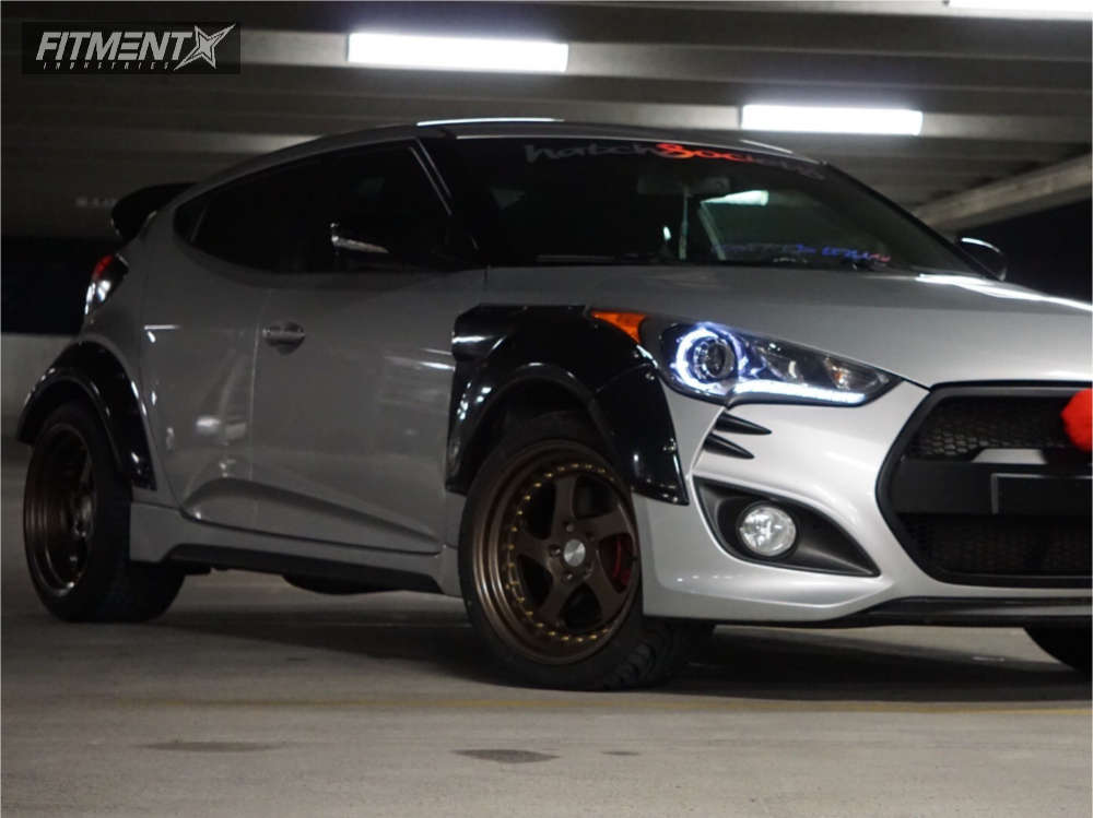 Veloster R Rear Disc 2013 Hyundai Veloster Turbo with 18x9.5 ESR Sr02 and Federal 255x35 on ...