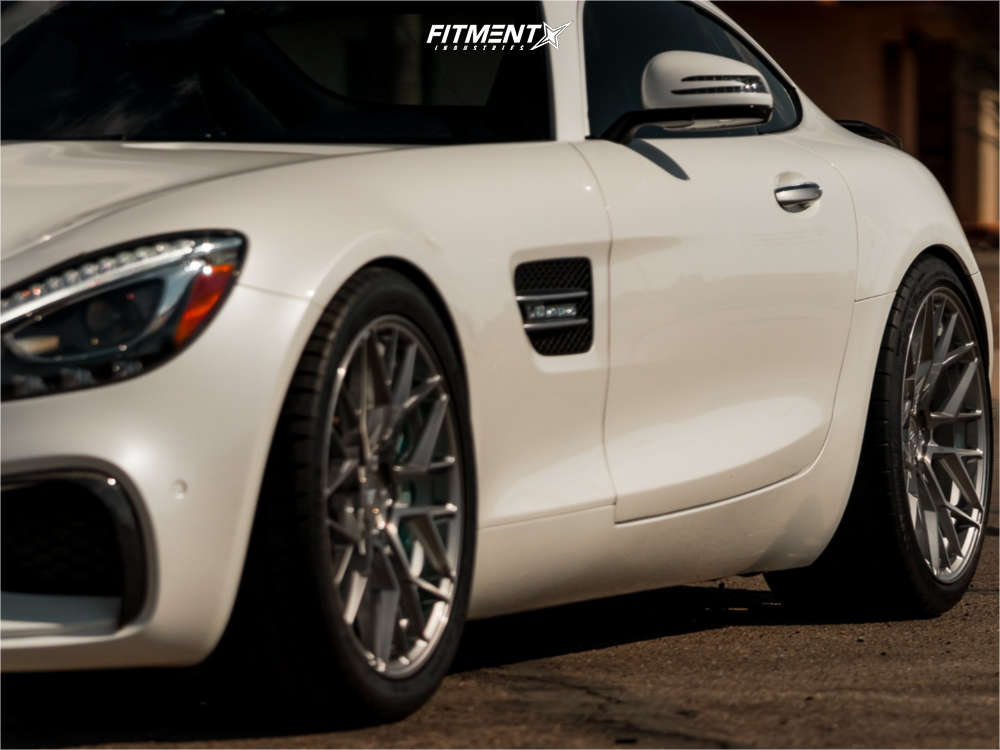 2017 Mercedes-Benz AMG GT S Base with 19x8.5 Variant Radon and
