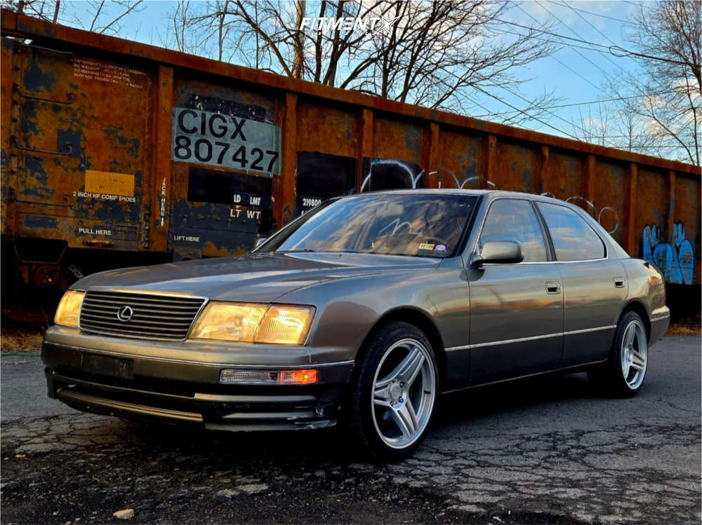 1997 Lexus LS400 Base with 18x9.5 Anovia Treble and Toyo Tires