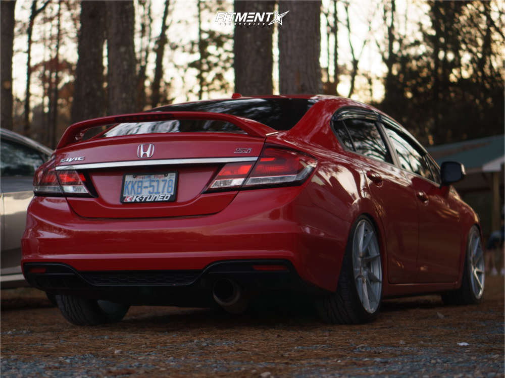2013 Honda Civic Si with 18x8.5 Aodhan Ah09 and Toyo Tires 225x40 on ...