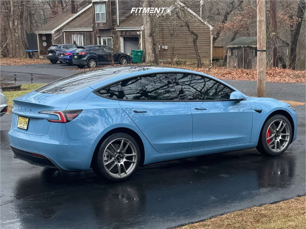 Teslaホイール③ピコカツ 2018 Tesla 3 with 18x8.5 35 Anovia Highball and 245/40R18 Lexani