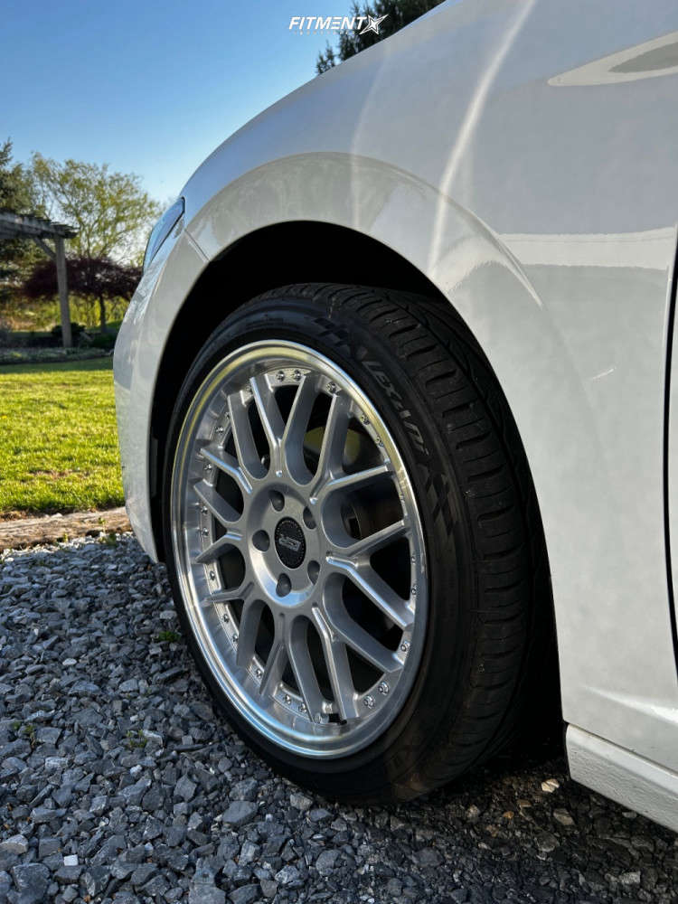 2024 Volkswagen Jetta Sport with 18x8.5 ESR Cs18 and Lexani 225x40 on ...